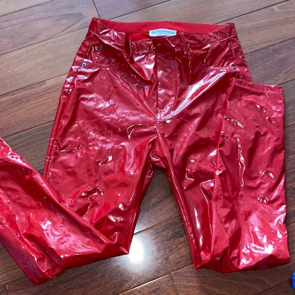 NYLON RED